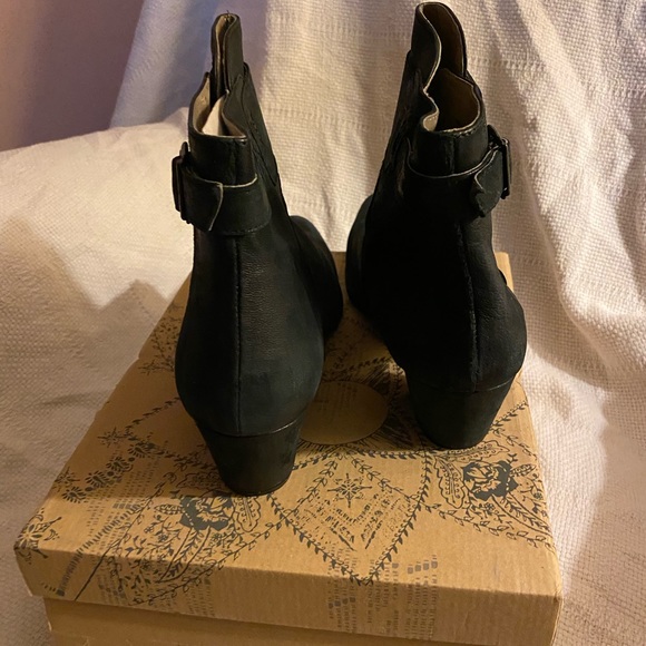 New!!! Sz 10 ~Free People Black Leather Booties - Picture 5 of 8
